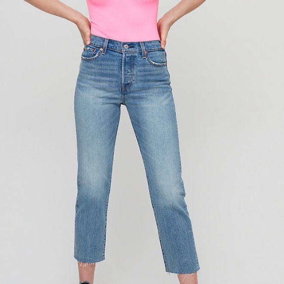 Levi’s Wedgie Straight Denim - Picture 2 of 10